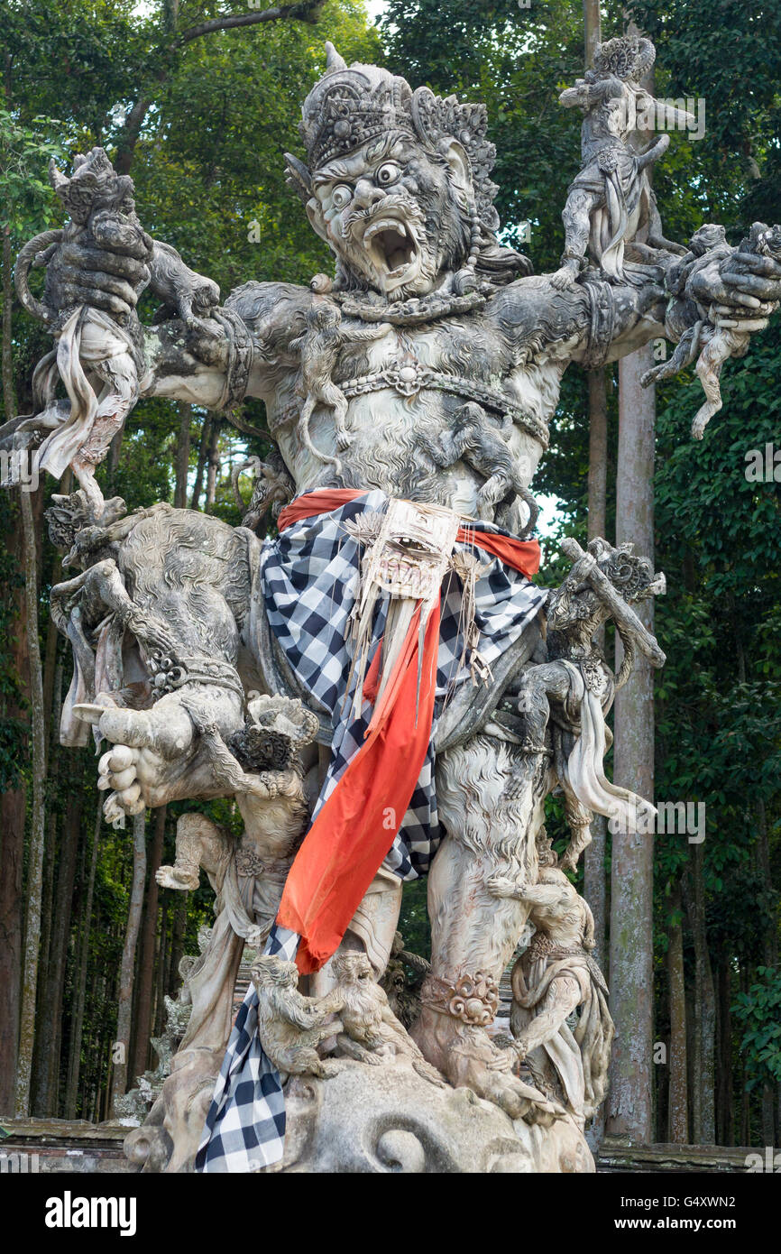 Indonesien, Bali, Badung, Sangeh Affenwald mit Tempelanlage Stockfoto