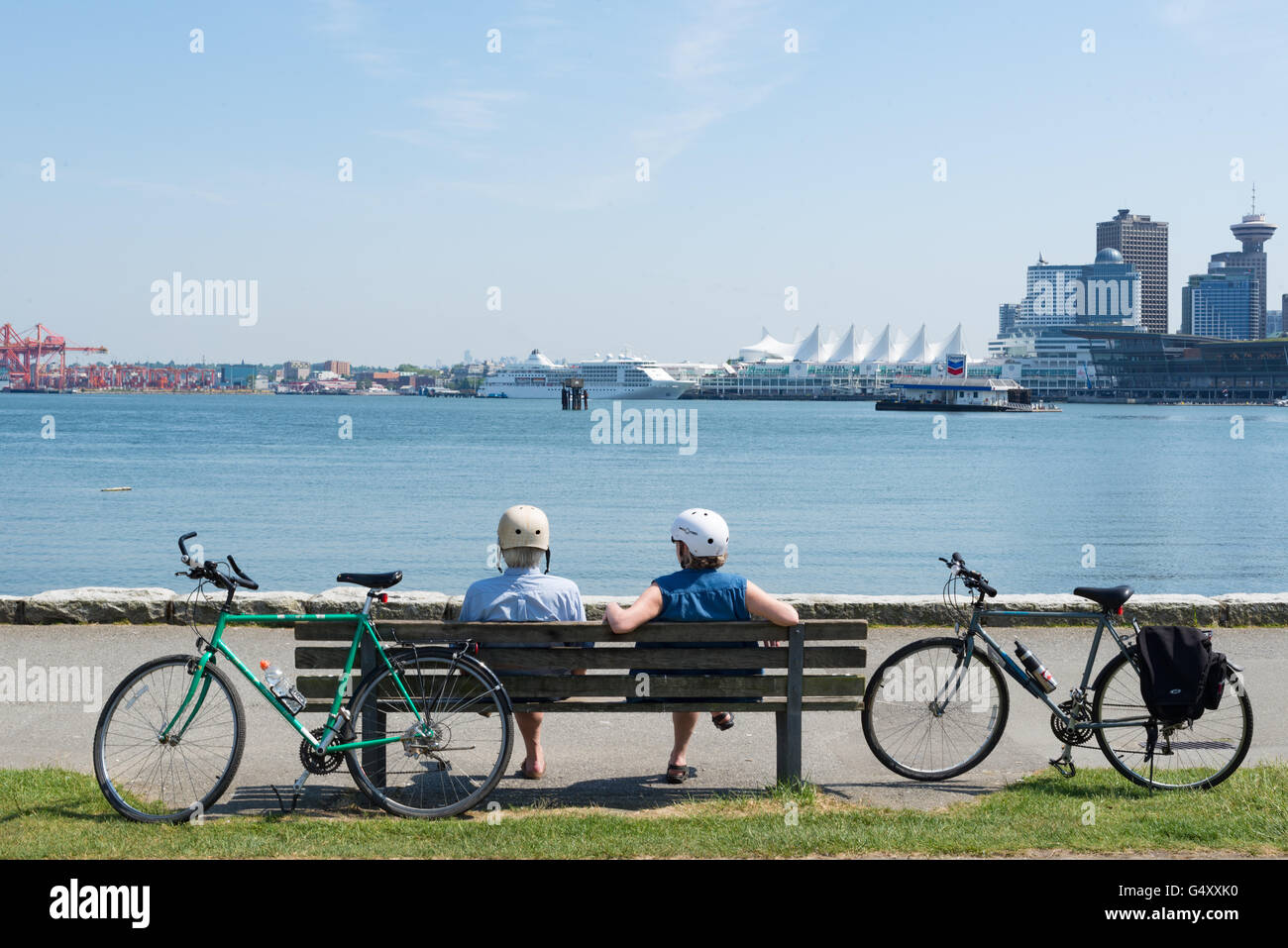 Kanada, British Columbia, Vancouver, eine kurze Pause an der Waterfront am Hafen von Vancouver Stockfoto