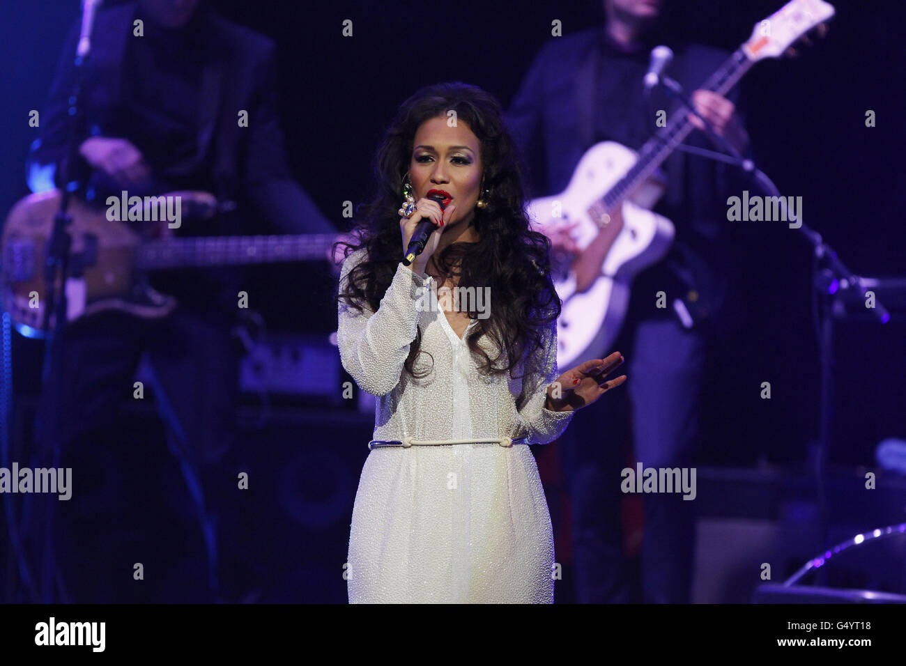 Rebecca Ferguson im Konzert - Manchester Stockfoto