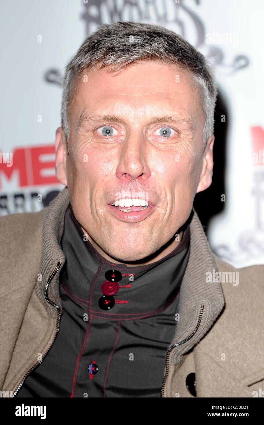 Mark Berry alias 'Bez' von den Happy Mondays bei der Ankunft für die NME Awards 2012 in der O2 Brixton Academy, London. Stockfoto