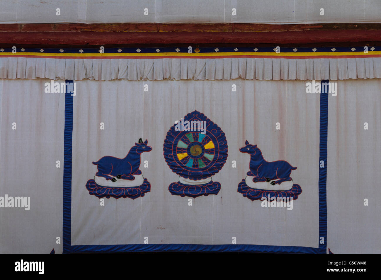 Lhasa, Tibet, China - den Blick auf den Heiligen Vorhang auf Ramoche Tempel. Stockfoto