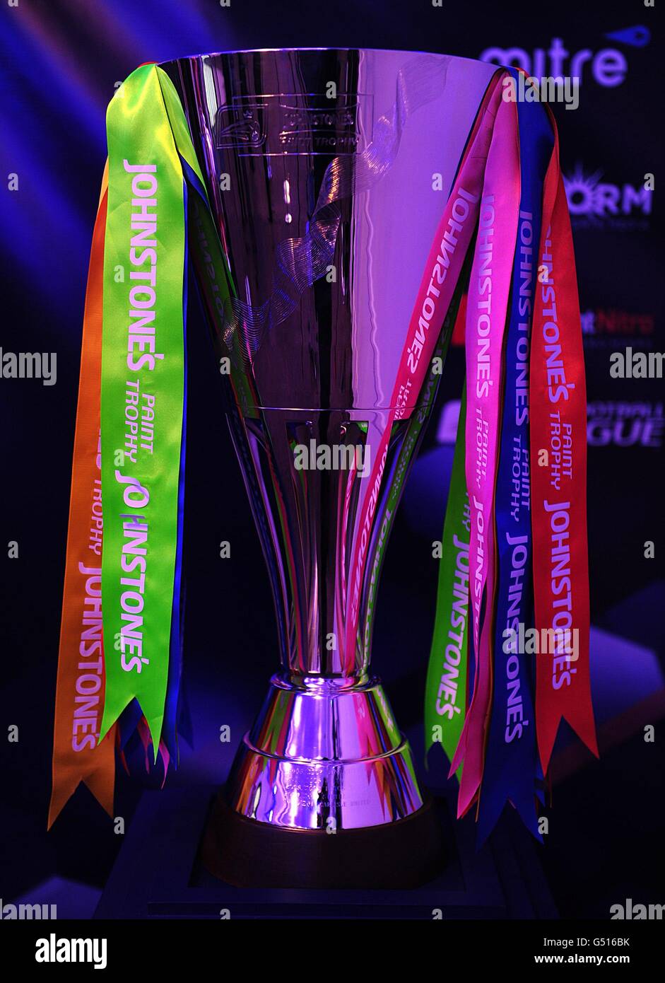 Fußball - The Football League Awards 2012 - The Brewery - London. Eine allgemeine Ansicht der Johnstone's Paint Trophy bei den Football League Awards 2012 in der Brauerei, London. Stockfoto