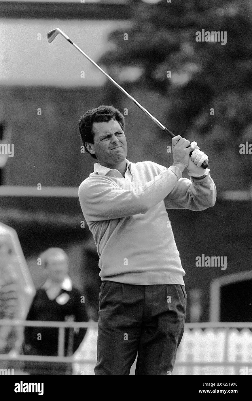 Bernard Gallacher 1985. Golfer Bernard Gallacher in Aktion im Jahr 1985. Stockfoto