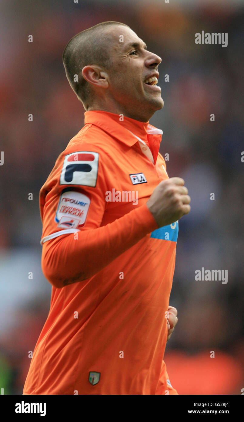 Blackpool's Kevin Phillips feiert Scoring sein 2. Tor während der npower Football League Championship Spiel in Bloomfield Road, Blackpool. Stockfoto