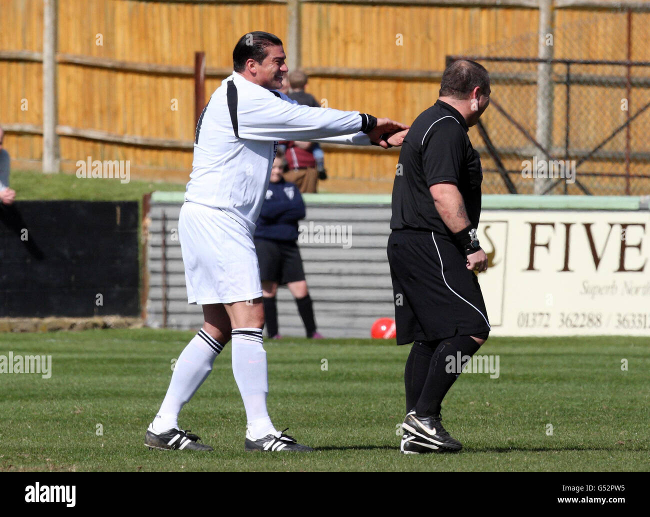 Benefiz-Fußballspiel Stockfoto