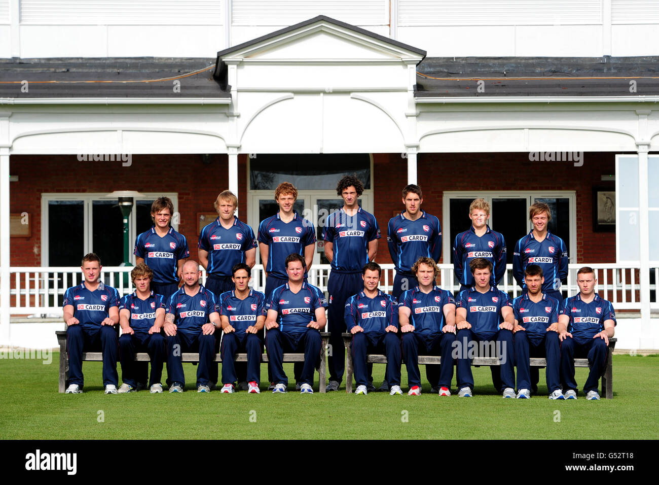 Kent CCC Back Row (L-R:) Chris Piesley, Mark Davies, Charlie Shreck, Ivan Thomas, Ben Harmiso, Sam Billings, Fabian Cowdrey Front Row (L-R:) Alex Blake, Sam Northeast, Darren Stevens, Brendan Nash, Robert Key, Geraint Jones, Mike Powell, Matt Coles, Simon Cook und Ashley Shaw Stockfoto