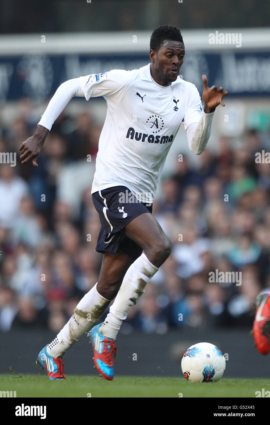 Fußball - Barclays Premier League - Tottenham Hotspur gegen Swansea City - White Hart Lane. Emmanuel Adebayor, Tottenham Hotspur Stockfoto