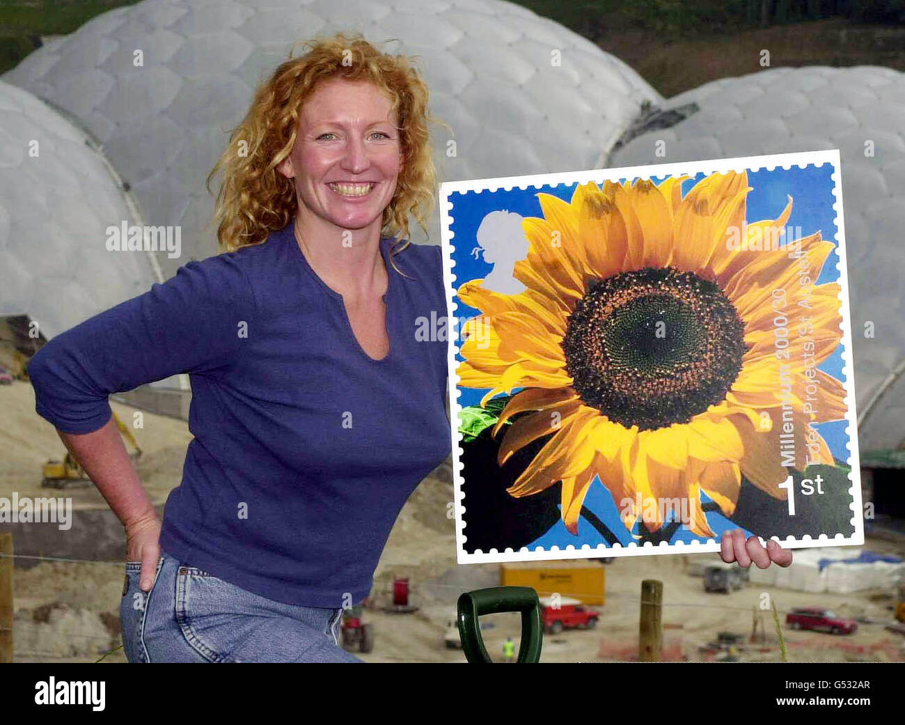Der berühmte Gärtner Charlie Dimmock stellt beim Eden Project von