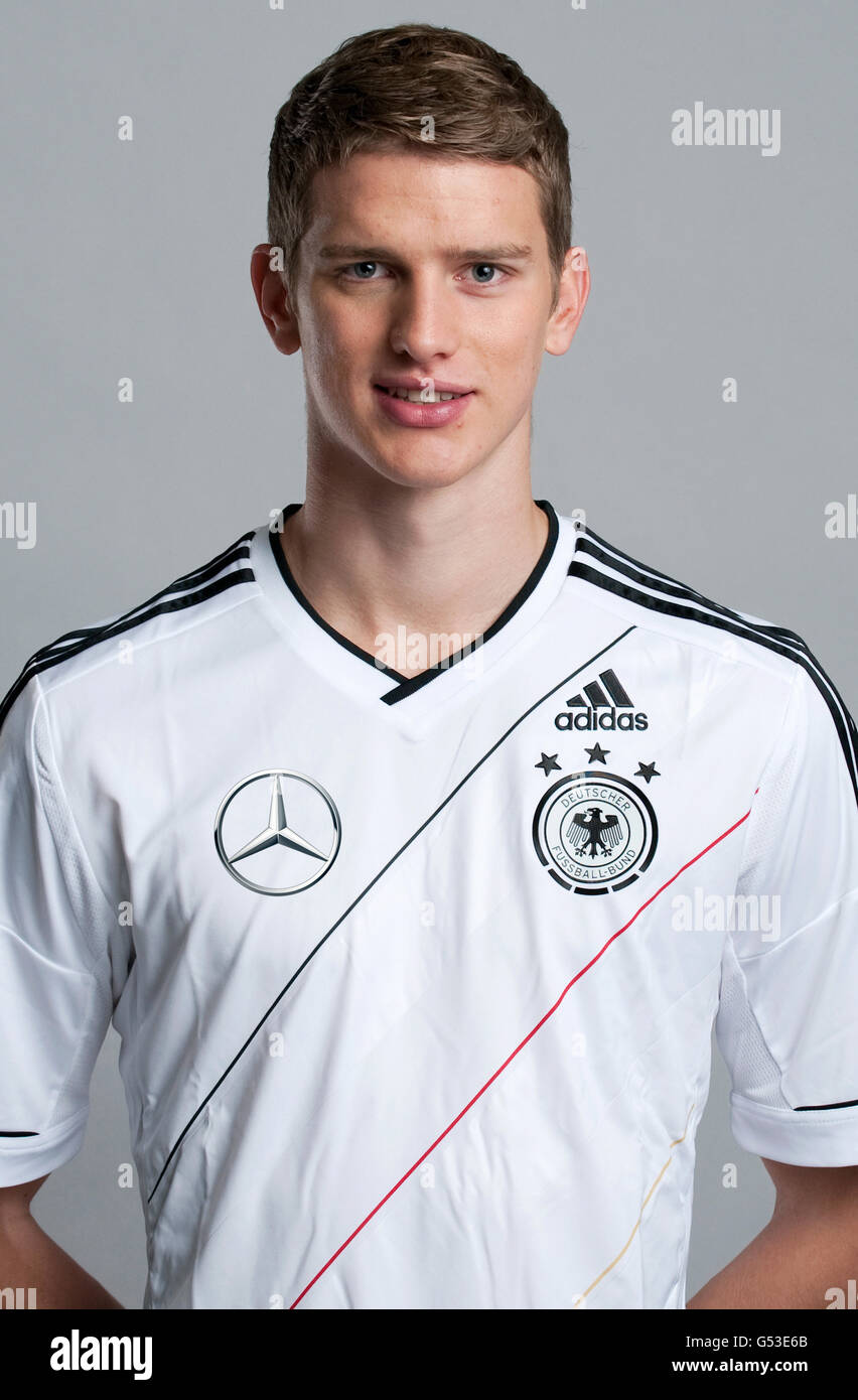 Lars Bender, an das offizielle Porträt-Foto-Session von der deutschen Herren-Fußball-Nationalmannschaft, am 14.11.2011, Hamburg Stockfoto