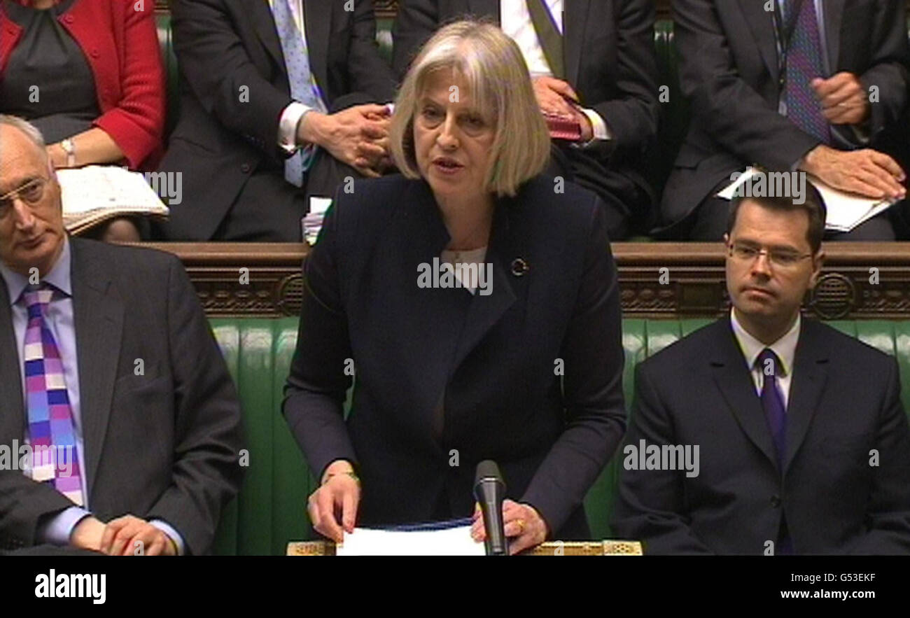 Innenministerin Theresa May sagte gegenüber dem Unterhaus, dass der Terrorverdächtige Abu Qatada nach Jordanien abgeschoben werden kann, nachdem die Regierung die Zusicherung erhalten hat, dass durch Folter erlangte Beweise nicht in seinem Terrorprozess verwendet werden. Stockfoto