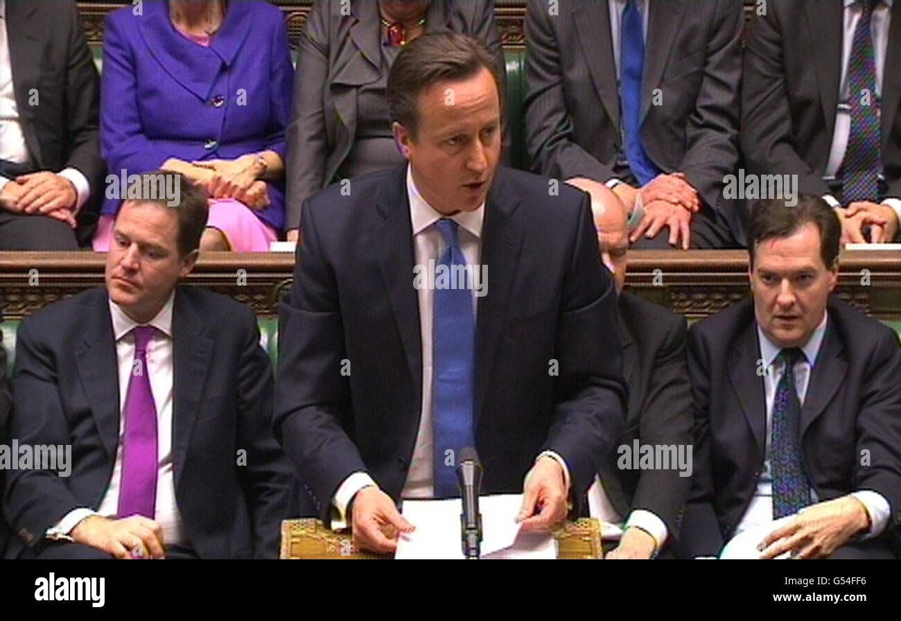 Premierminister David Cameron spricht während der Debatte über die Rede der Königin im Londoner Unterhaus. Stockfoto