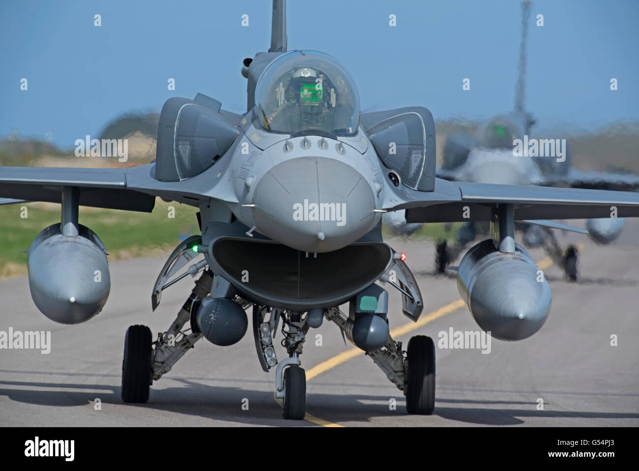 Türkische Luftwaffe General Dynamics F16 Single seat Fighter Jet serielle Reg 07-1013 gemeinsame RAF Lossiemouth Übung. SCO 10.525. Stockfoto