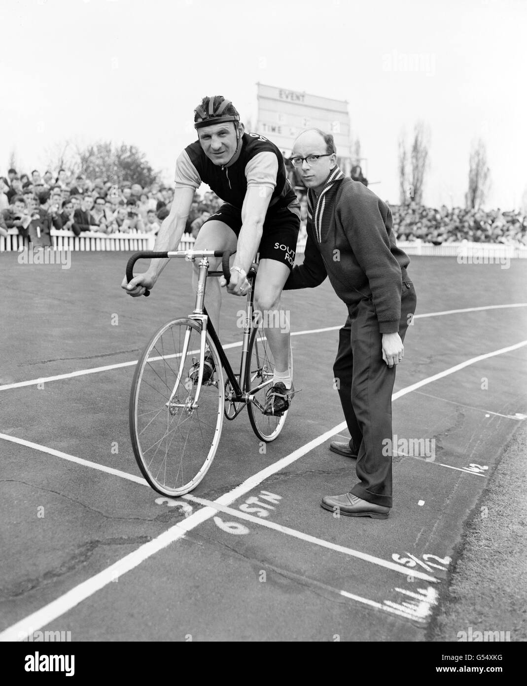 Radfahren - Southern Counties Cycling Union International Cycle Racing Festival - Herne Hill, London. Rick Dalton (Neuseeland) startet beim International Pursuit Race. Stockfoto