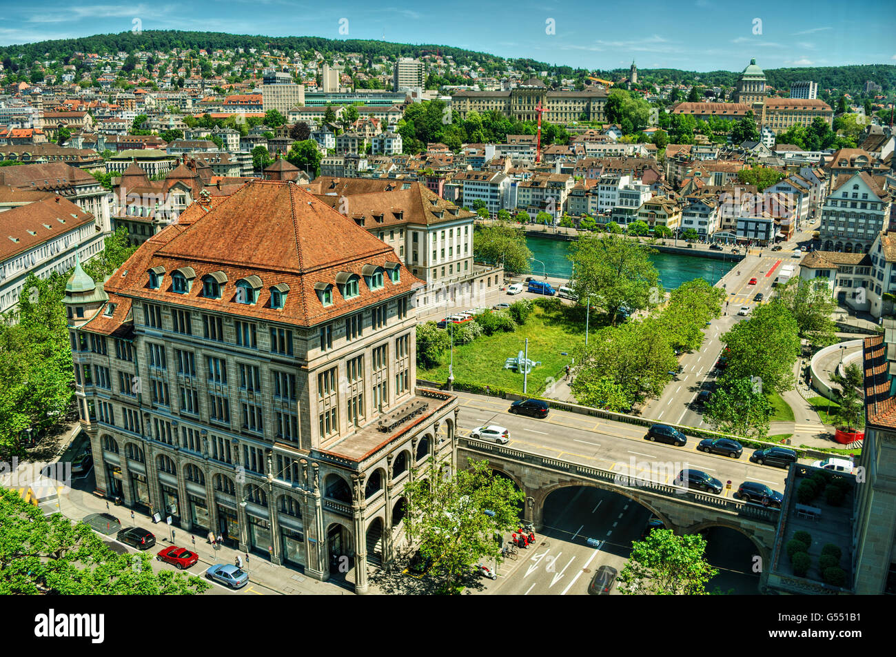 Juni 2016, urban Erfassung von Zürich inklusive die Hauptgebäuden der beiden Hochschulen ETH und UZH, HDR-Technik Stockfoto