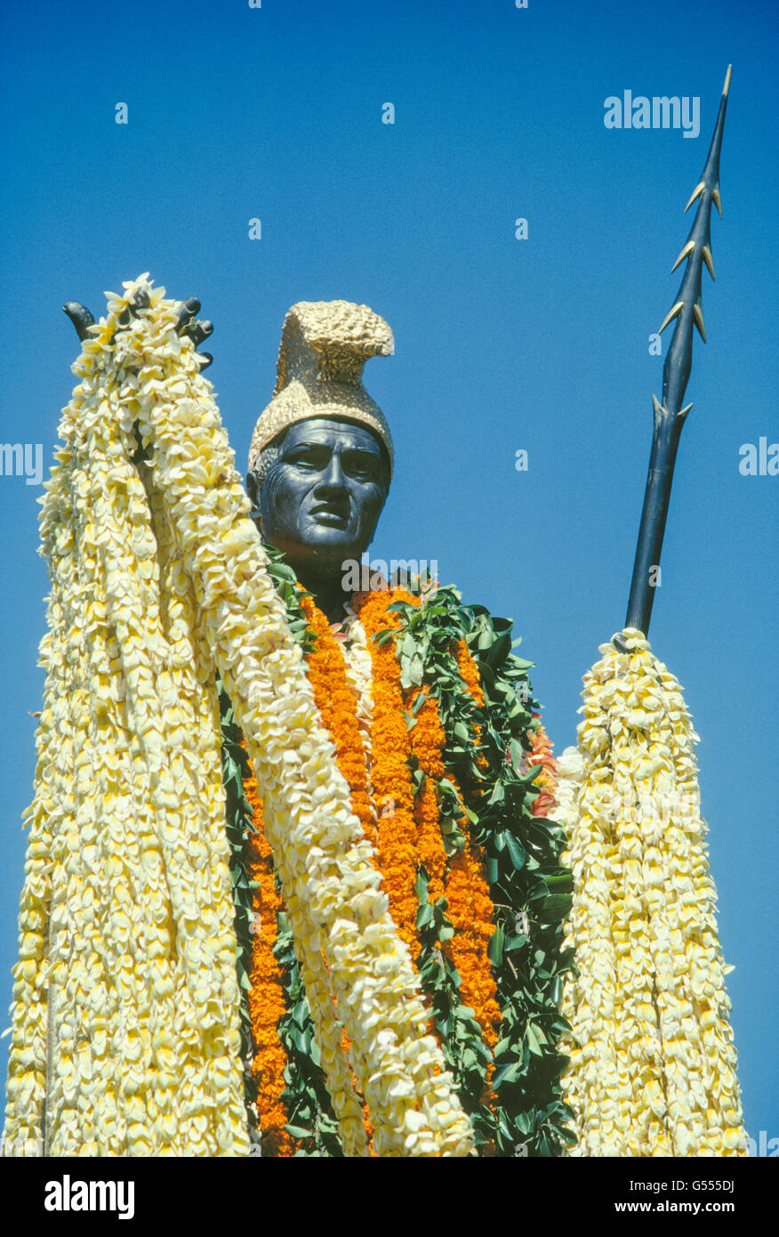 König Kamehameha Statue geschmückt mit Leis für Kamehameha Day; Honolulu, Oahu, Hawaii. Stockfoto