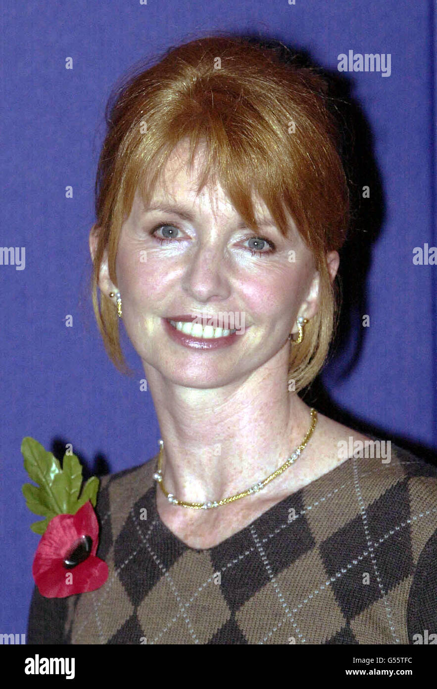 Schauspielerin und Köchin Jane Asher im London Hilton Hotel in Park Lane, London, anlässlich der Preisverleihung der People of the Year 2000. Stockfoto