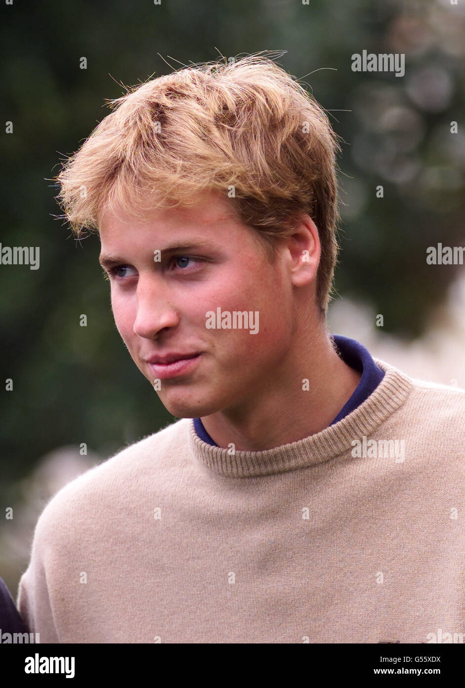 Prinz William Gap Jahr. S.H. Prince William bei seiner Fotozelle im Jahr 2012 in Highgrove in Gloucestershire. Stockfoto