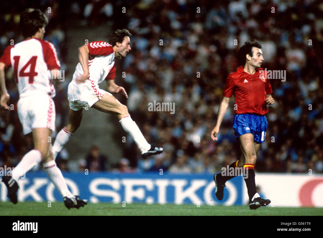 Fußball - European Championships Frankreich 1984 - Semi Final - Dänemark / Spanien - Stade de Gerland, Lyon Stockfoto