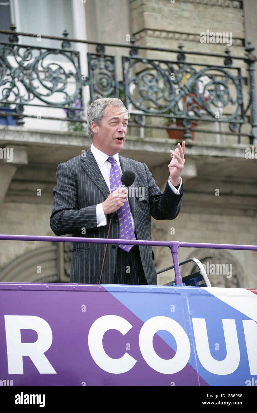 Harwich, Essex UK 21. Juni 2016. Nigel Farage kommt in Harwich für die Abstimmung verlassen Kampagne. Bildnachweis: David Johnson/Alamy Live-Nachrichten Stockfoto