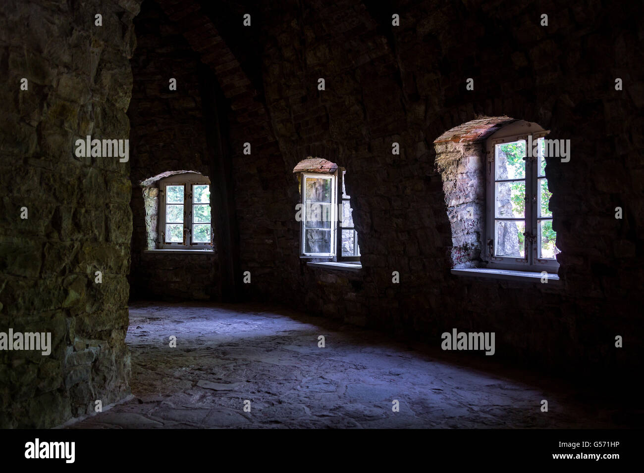 alte Flur und Ziegel Wand von innen Hdr gesehen Stockfoto