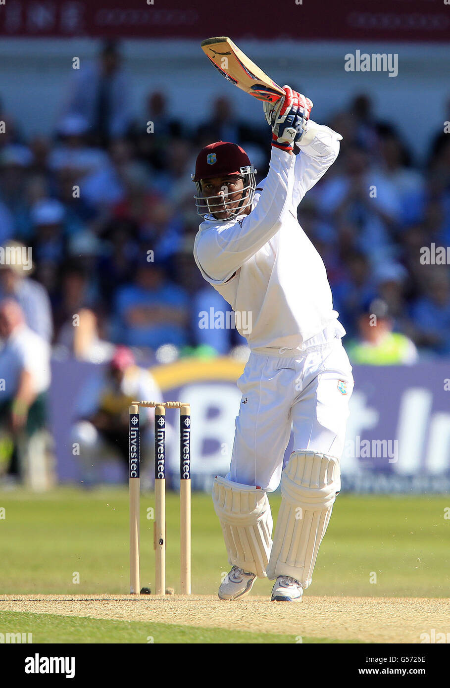 Cricket - 2012 Investec Test Series - Zweiter Test - England gegen Westindien - erster Tag - Trent Bridge. Marlon Samuels von West Indies schlägt zu Stockfoto