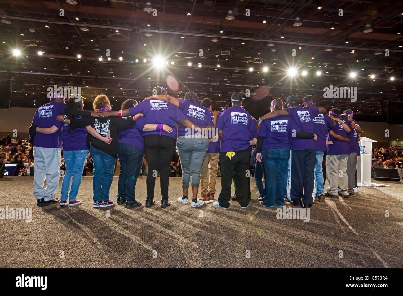 Detroit, Michigan - Jugendliche kämpfen für einen Mindestlohn von $15 auf der Service Employees International Union Convention. Stockfoto