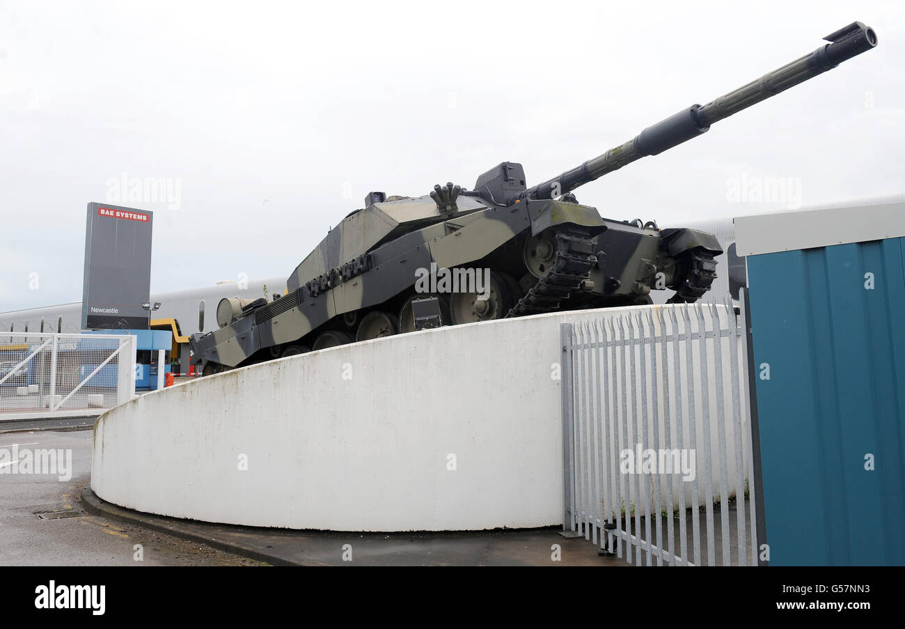 Eine allgemeine Ansicht des Werks von BAE Systems in Newcastle, als der Verteidigungsriese plant, mehr als 600 Arbeitsplätze zu schaffen und die historische Fabrik zu schließen, die Panzer für den Ersten Weltkrieg herstellte. Stockfoto