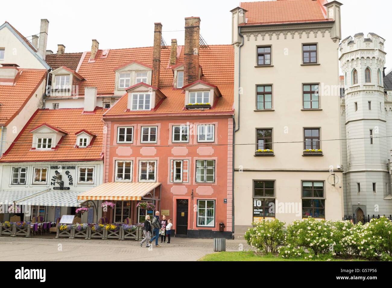 RIGA, Lettland - Juni 10,2016: Architektur in der Altstadt von Riga. Rigas Altstadt ist UNESCO-Weltkulturerbe Stockfoto