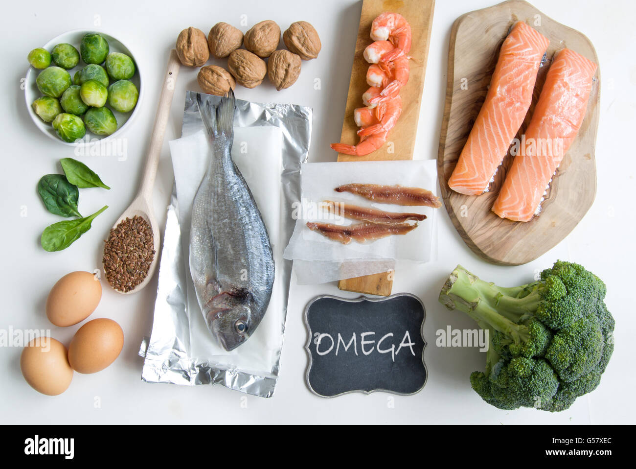 Lebensmittel Quellen reich an Omega, Meeresfrüchten, Gemüse und Samen Stockfoto