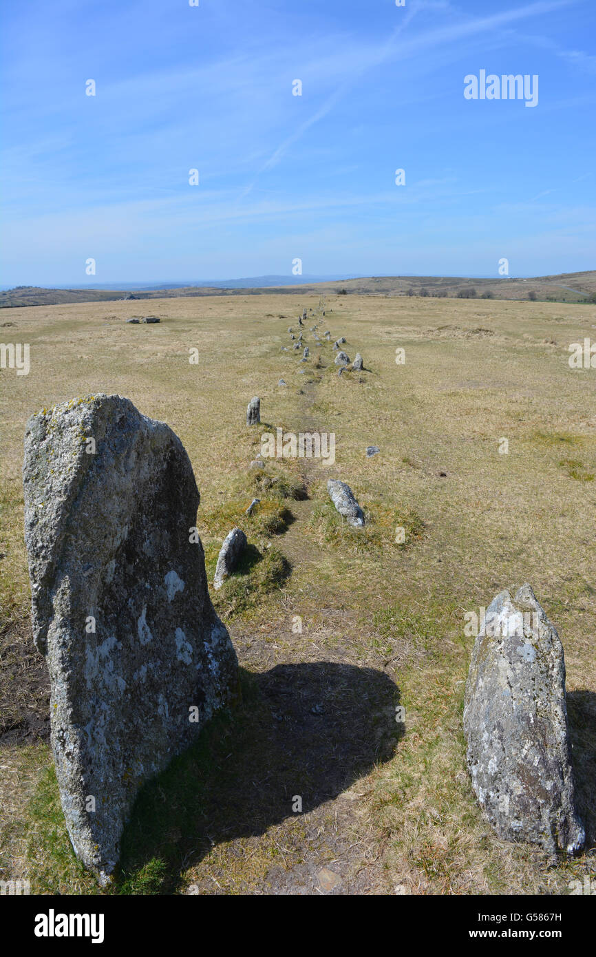 Merrivale Stein Zeilen auf Longash gemeinsamen Siedlungsplatz Merrivale, Dartmoor National Park, Devon, England Stockfoto