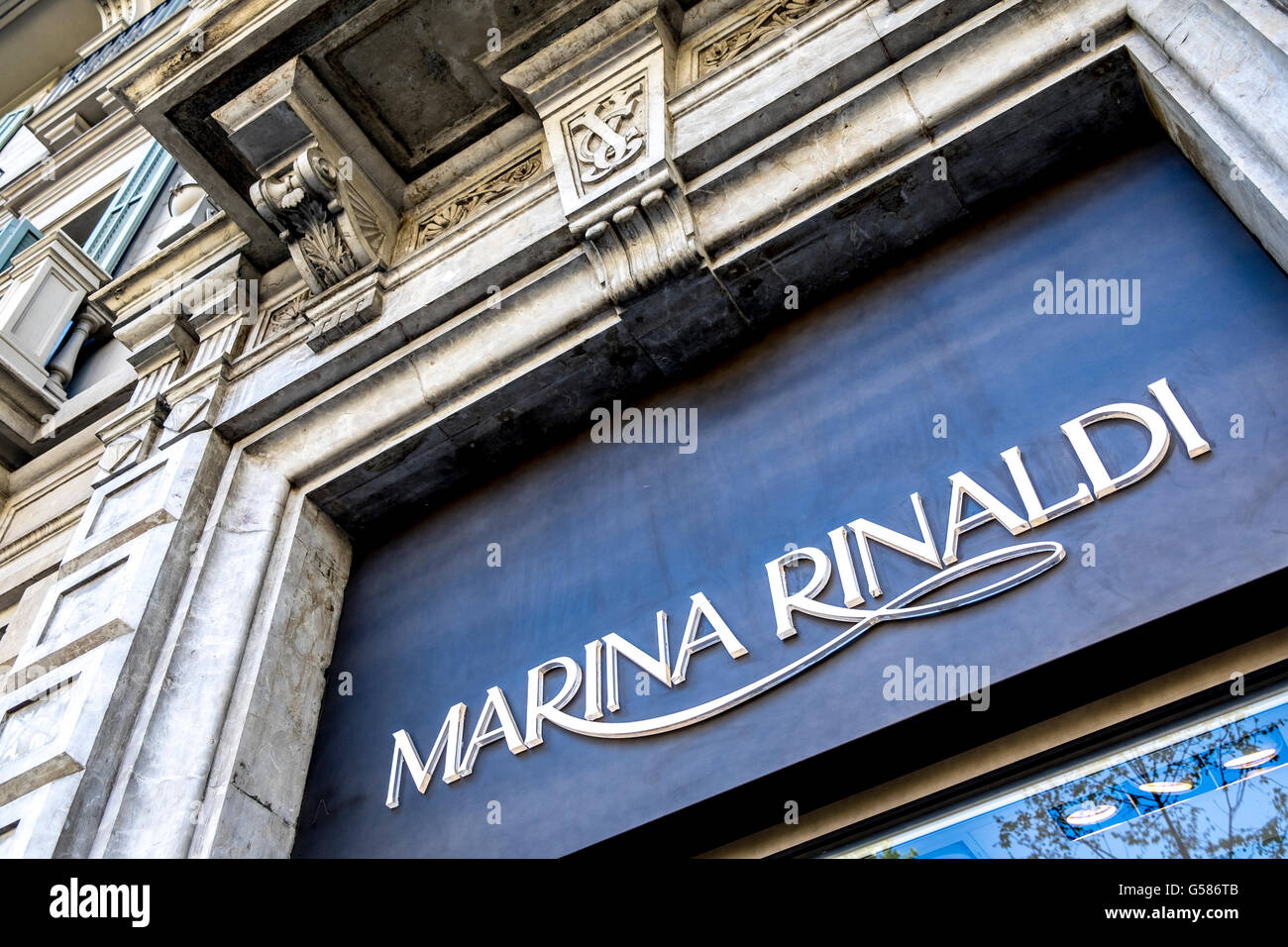 Luxus-Shop in der Passeig de Gracia Avenue, Barcelona, Katalonien, Spanien Stockfoto