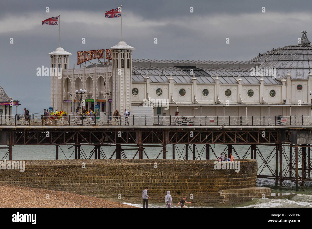Brighton Palace Pier ein Klasse 11 aufgeführten Pleasure Pier auf dem Meer Brighton Brighton East Sussex, Großbritannien Stockfoto