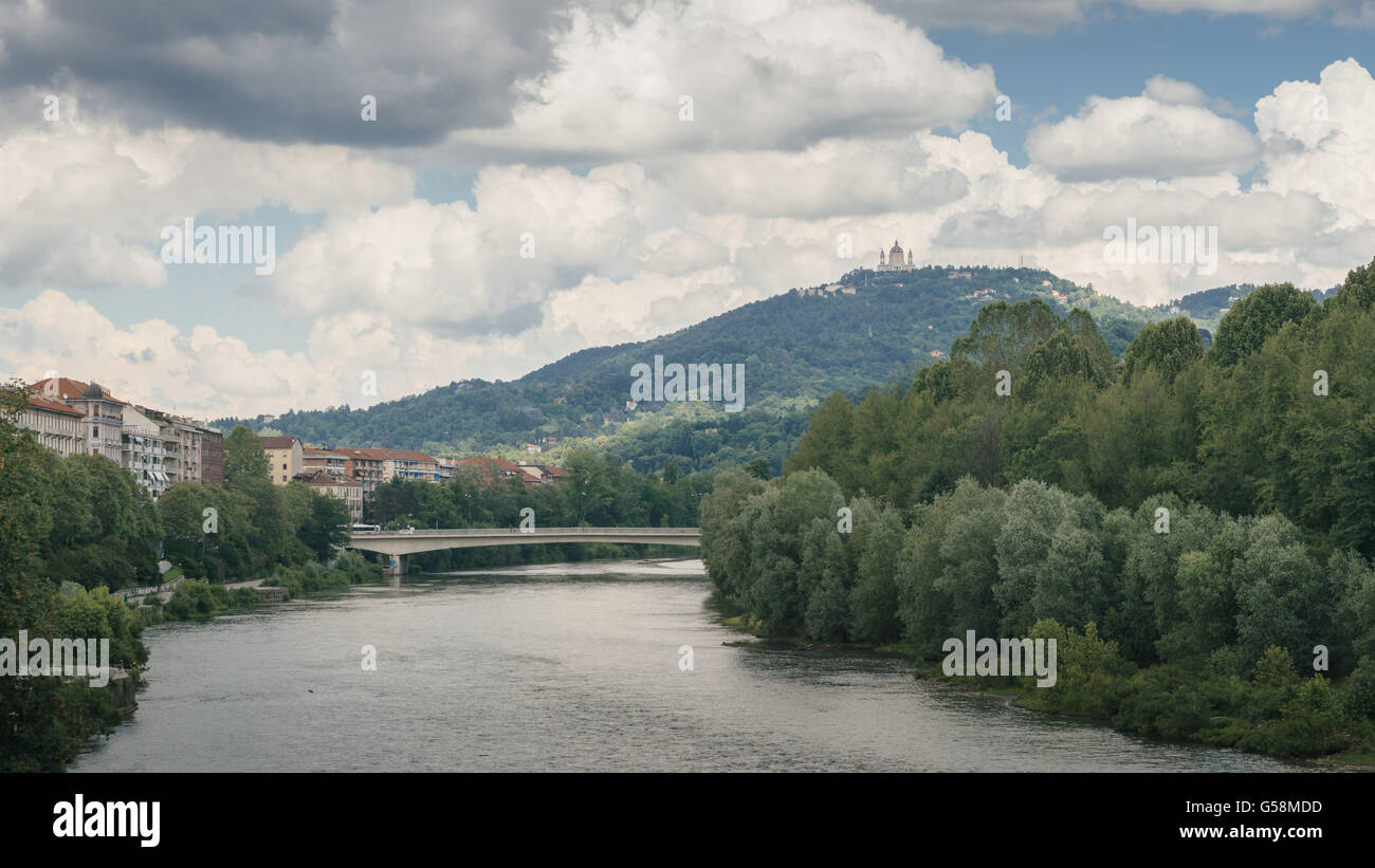 Ansicht von Turin über dem Fluss Po - Italien Stockfoto