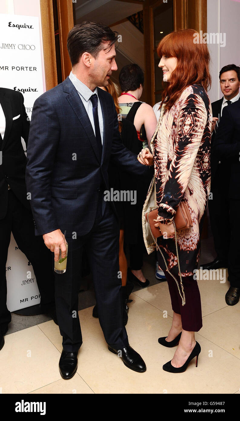 Jon Hamm und Florence Welch bei der Ankunft im Esquire & Mr Porter London Collections: Men Party im Corinthia Hotel in London. Stockfoto