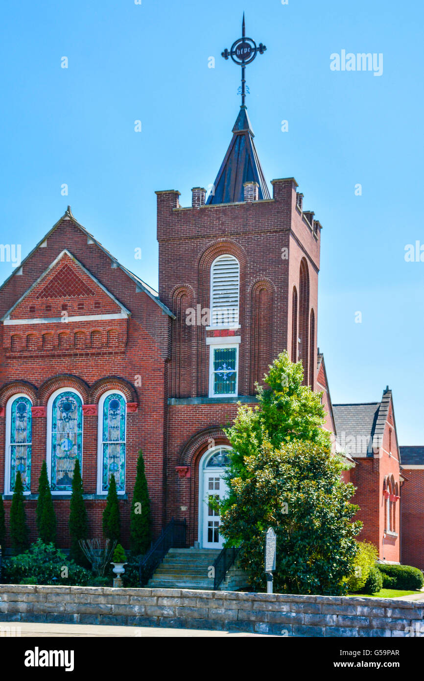 Die historischen Franklin Presbyterian Church auf der Main Street in der Innenstadt von Franklin, TN Stockfoto