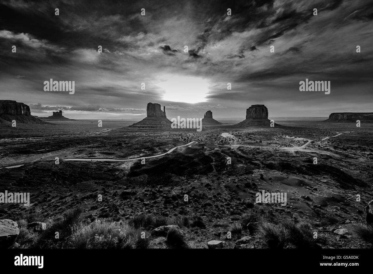 Monument Valley schwarz-weiß berühmte amerikanische Landschaften Stockfoto