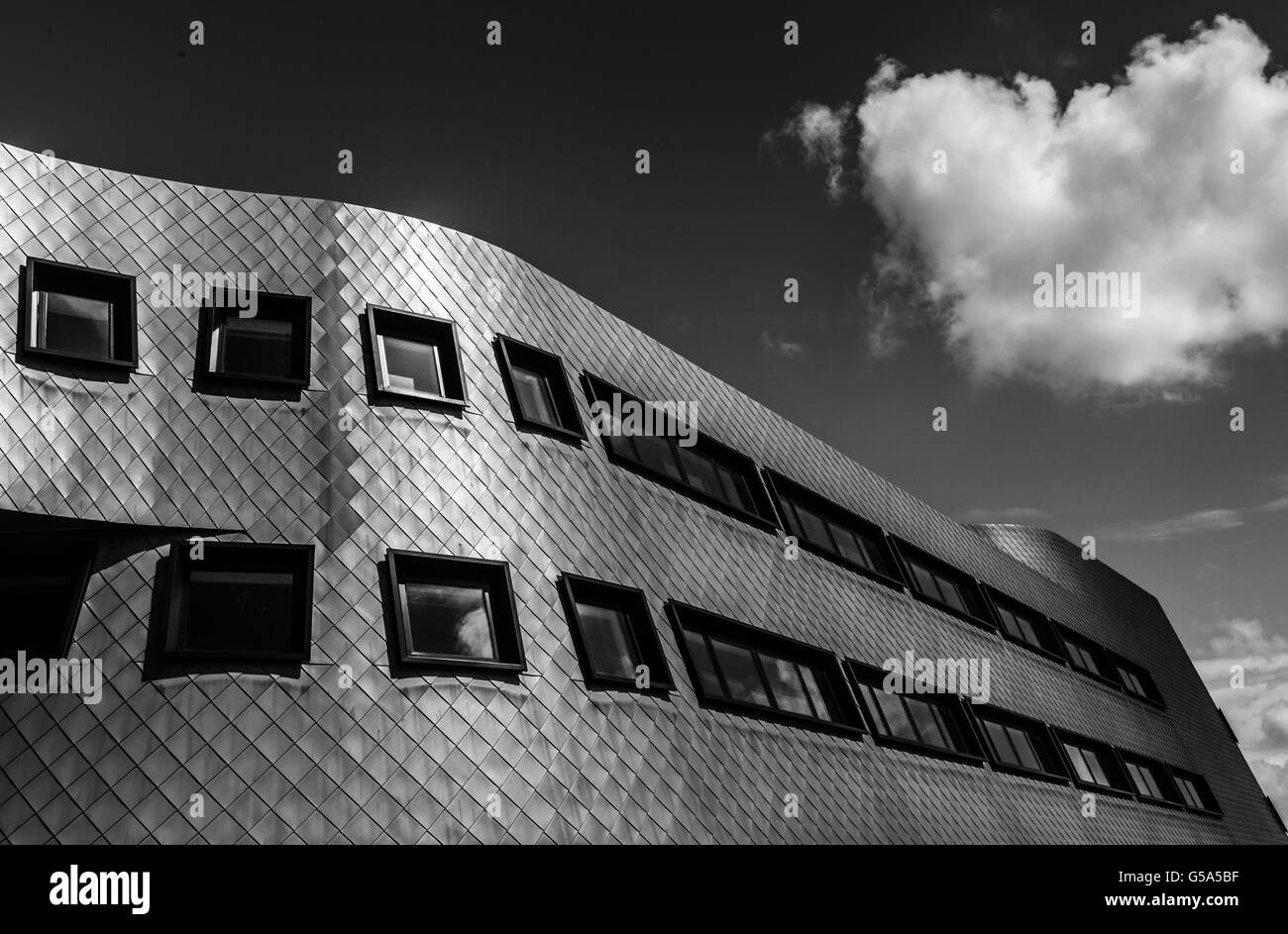Ein allgemeiner Blick auf das Sir Colin Campbell Building auf dem Jubilee Campus der Universität Nottingham Stockfoto