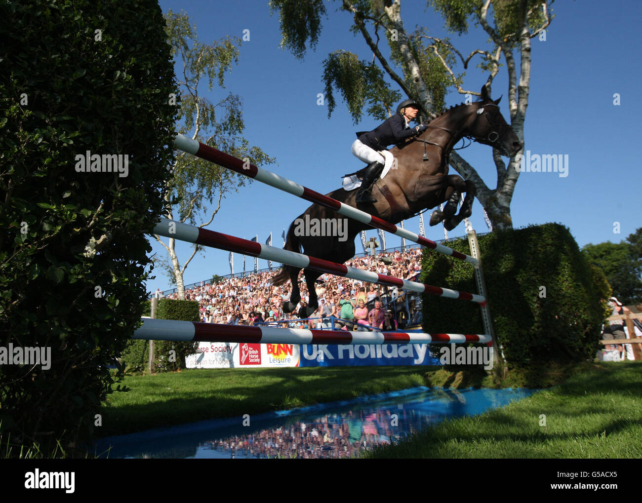 Pferdesport - 2012 Longines Royal International Horse Show - Tag 6 - die alle England Kurs - Hickstead springen Stockfoto