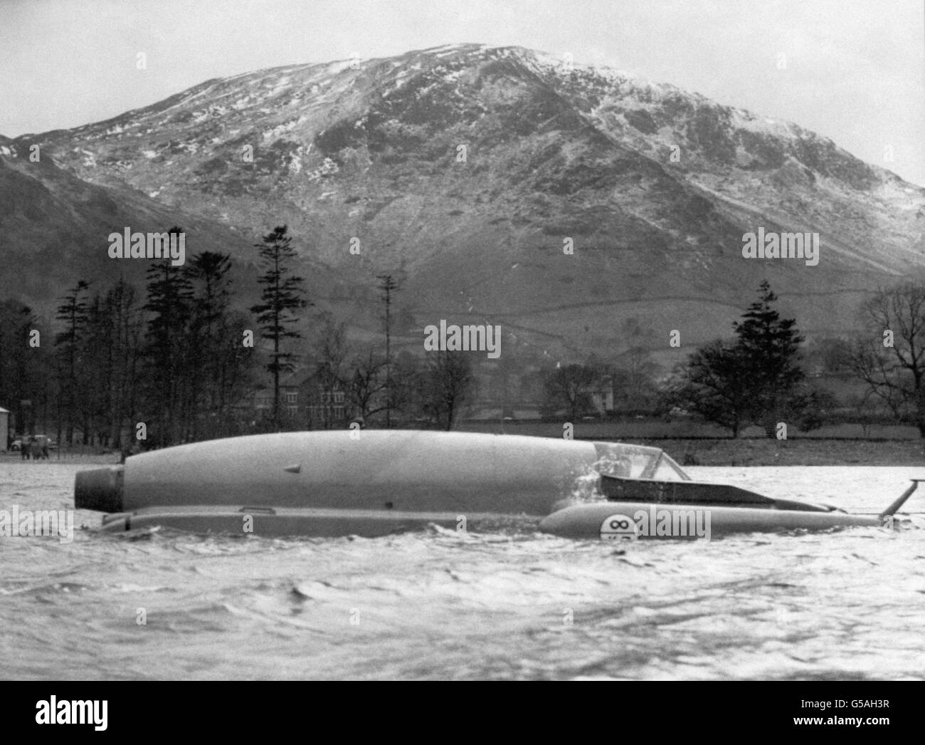 Motorsport - 'Bluebird' - Ullswater, Lake District Stockfoto