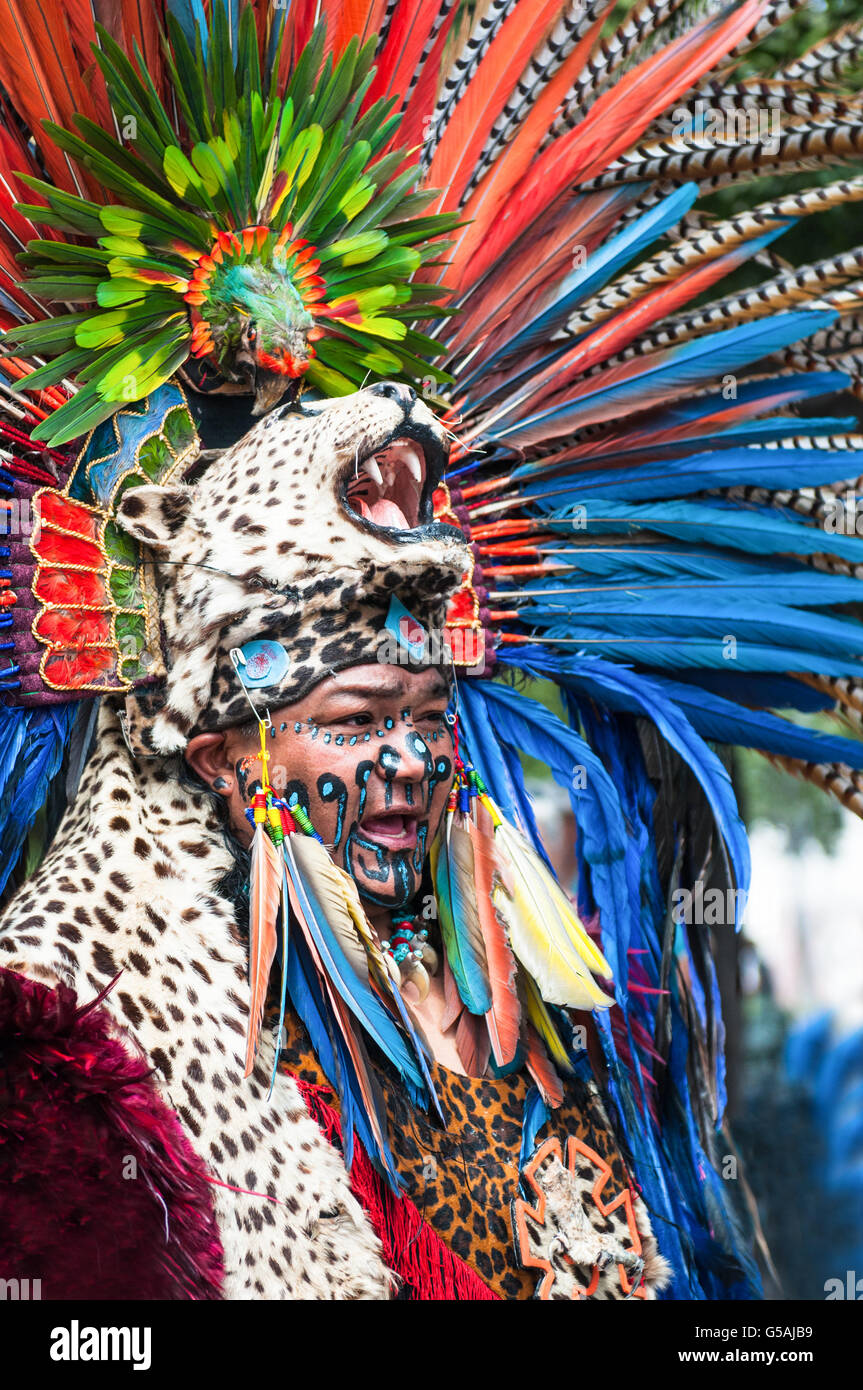 Mexikanischen indigenen Tänzerin Stockfoto