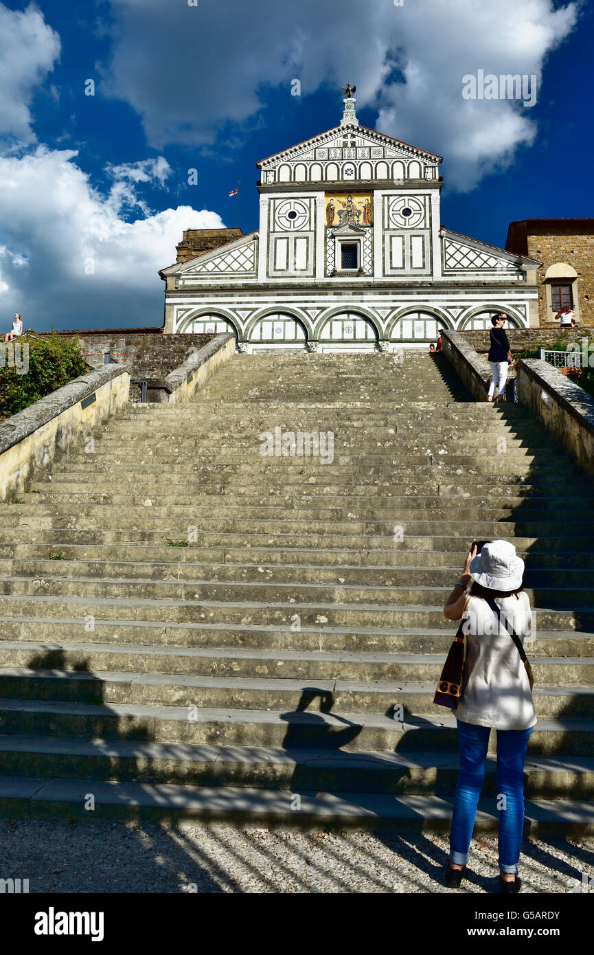 San Miniato al Monte, St. Minias auf dem Berg, ist eine Basilika in Florenz stehen auf einem der höchsten Punkte der Stadt. Stockfoto