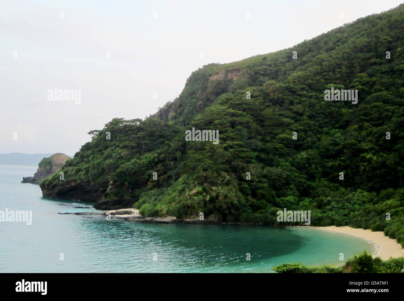 Ein allgemeiner Blick auf einen Strand auf Tokashiki Island, vor Naha, Japan. Stockfoto