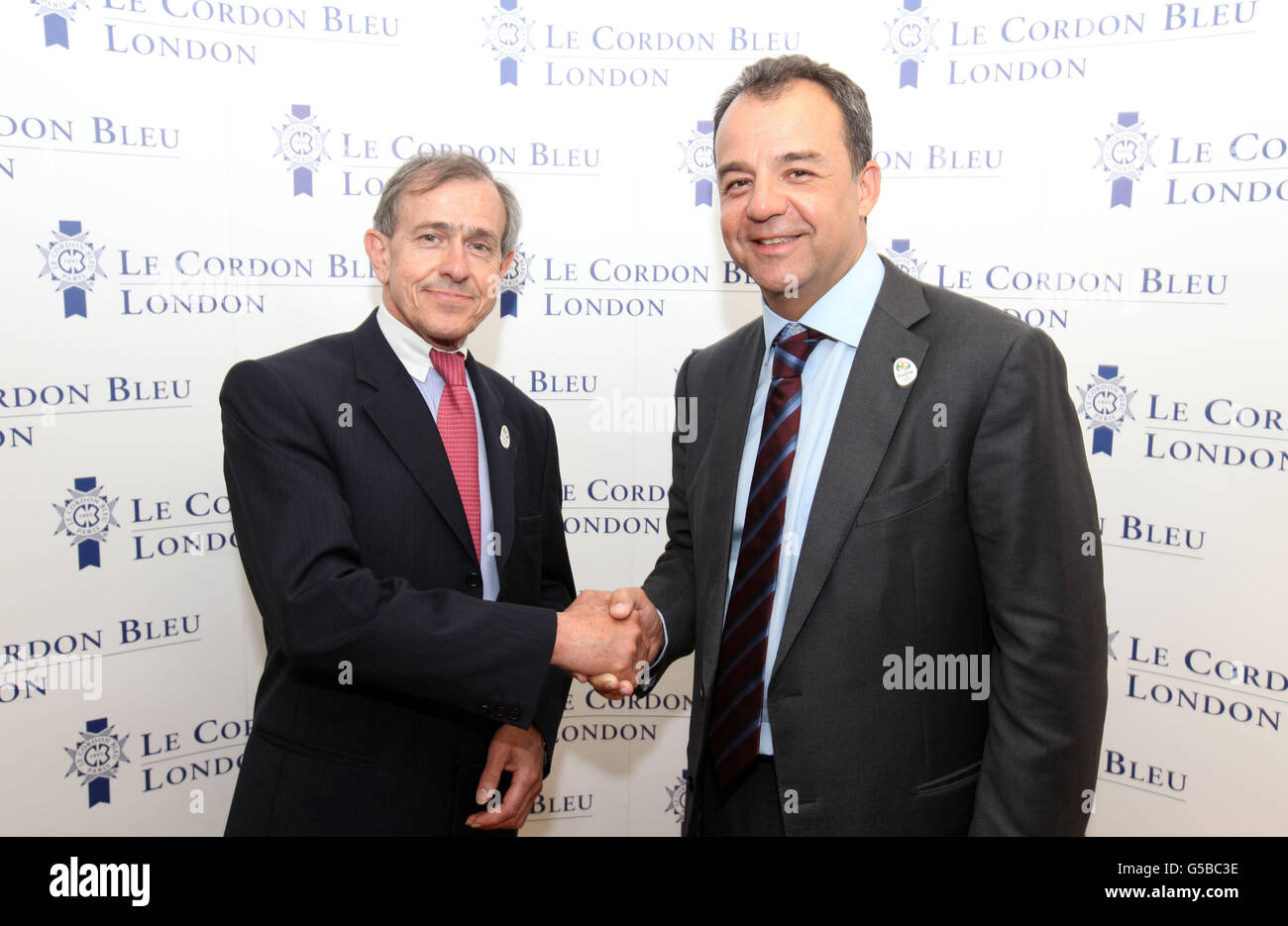 Sergio Cabral (links), der Gouverneur des Bundesstaates Rio de Janeiro, besucht das International Flaggschiff Institute of Le Cordon Bleu in London. Stockfoto