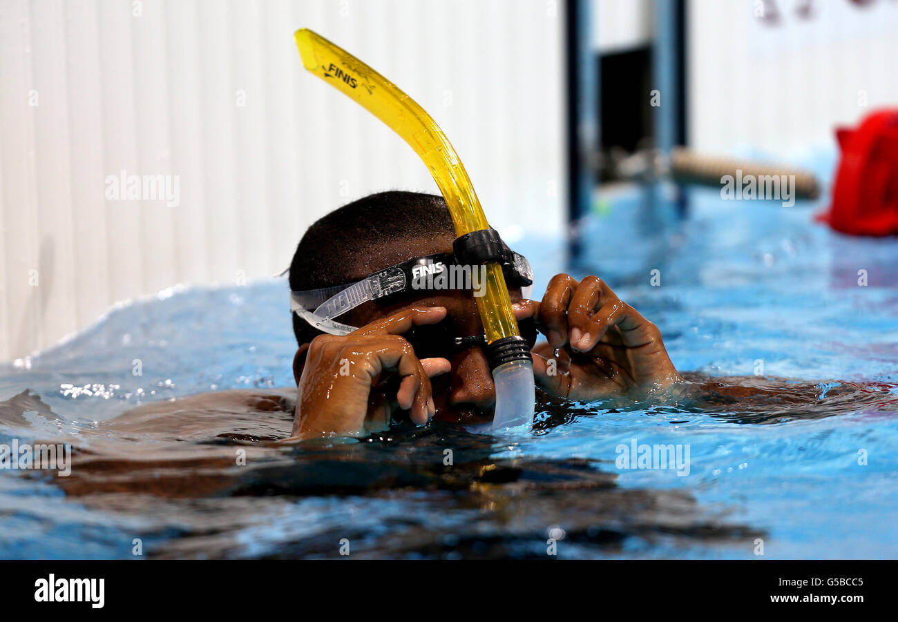 Grenada Schwimmer Esau Simpson während der Schwimmtrainingsstunde im Aquatics Centre, London. Stockfoto