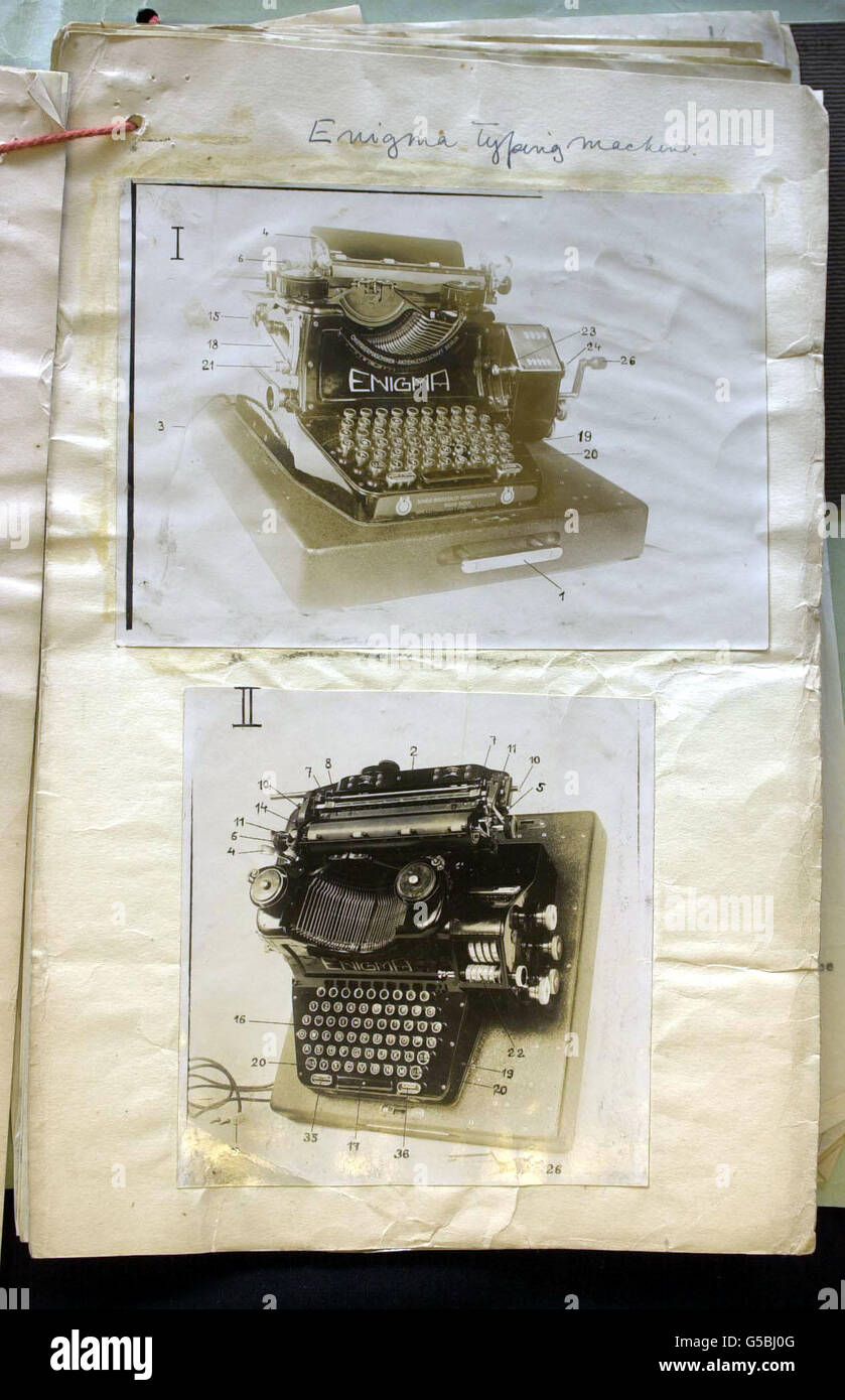Bild von Fotos aus einer Datei des Government Communications Headquarters der Enigma-Code-brechenden Maschine, die will beim Public Record Office veröffentlicht wurde. Stockfoto