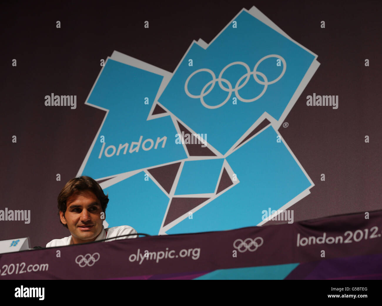 Olympische Spiele In London - Aktivitäten Vor Den Spielen - Donnerstag. Der Schweizer Roger Federer bei der Pressekonferenz im MPC, Olympic Park, London. Stockfoto