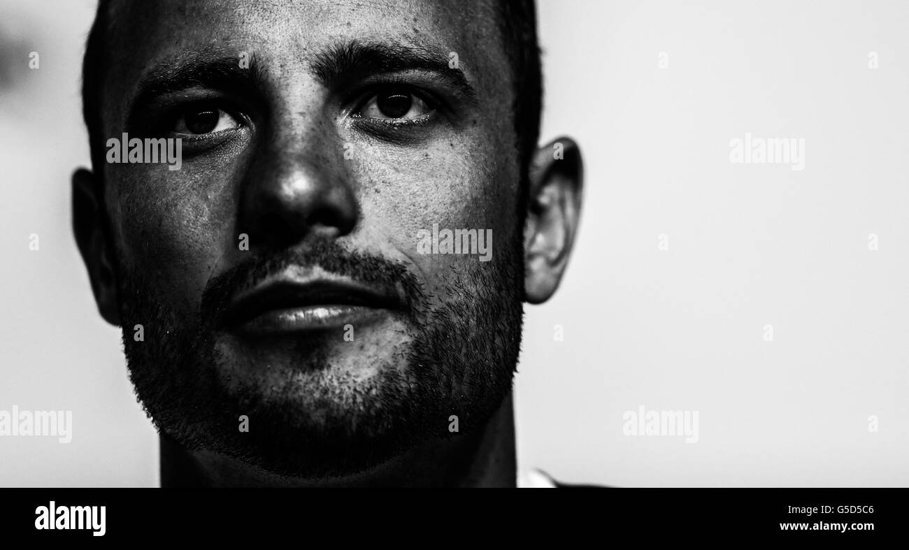 (Erweitert in Photoshop) Südafrikas Oscar Pistorius während einer Pressekonferenz im Main Press Center, Olympic Park, London Stockfoto