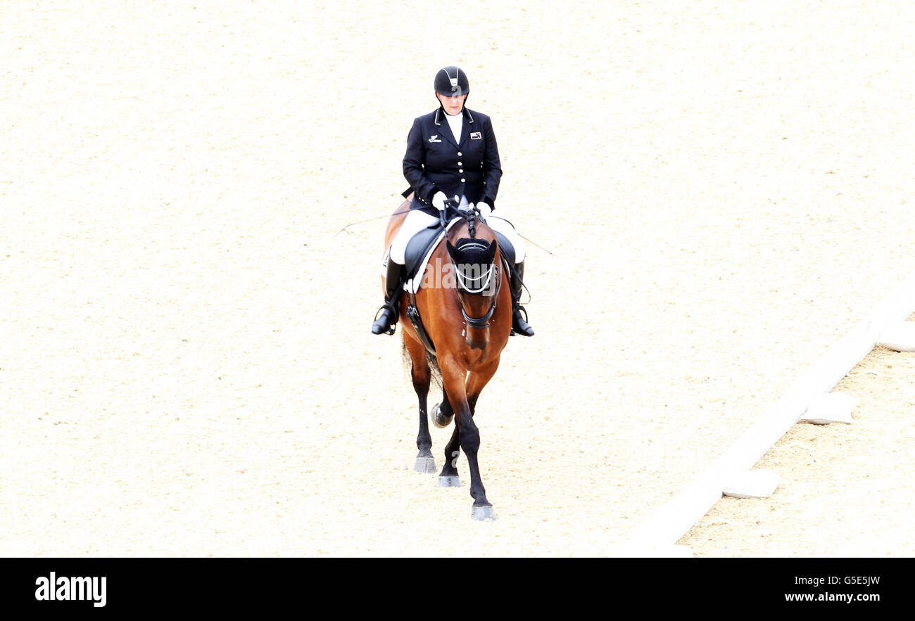Paralympische Spiele In London - Tag 4. Die Neuseeländerin Rachel Stock nimmt an der Dressage Individual Championship Grade 3 im Greenwich Park Teil. Stockfoto