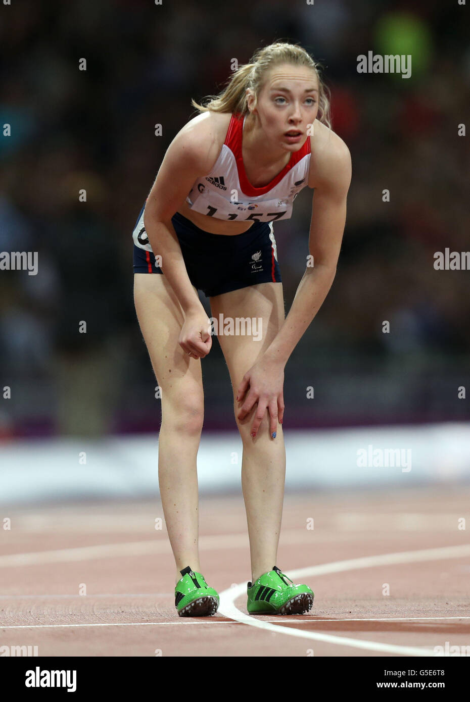 Paralympische Spiele In London - Tag 7. Jenny McLoughlin aus Großbritannien nach der Hitze von 200 m bis 35 T35 der Männer im Olympiastadion in London. Stockfoto