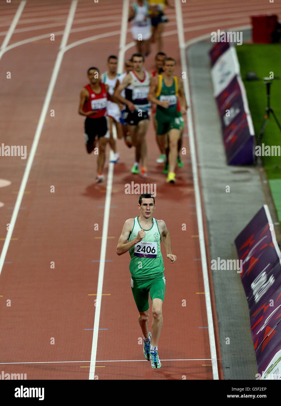Paralympische Spiele In London - Tag 5. Der irische Michael McKillop in Aktion auf seinem Weg zum Sieg beim 1500-m-Rennen der T37-Kategorie der Männer im Olympiastadion. Stockfoto